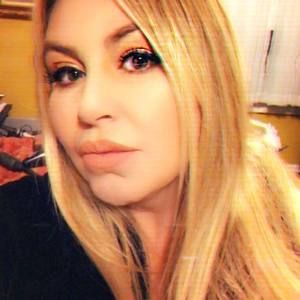 Meet your Posher, Alessandra